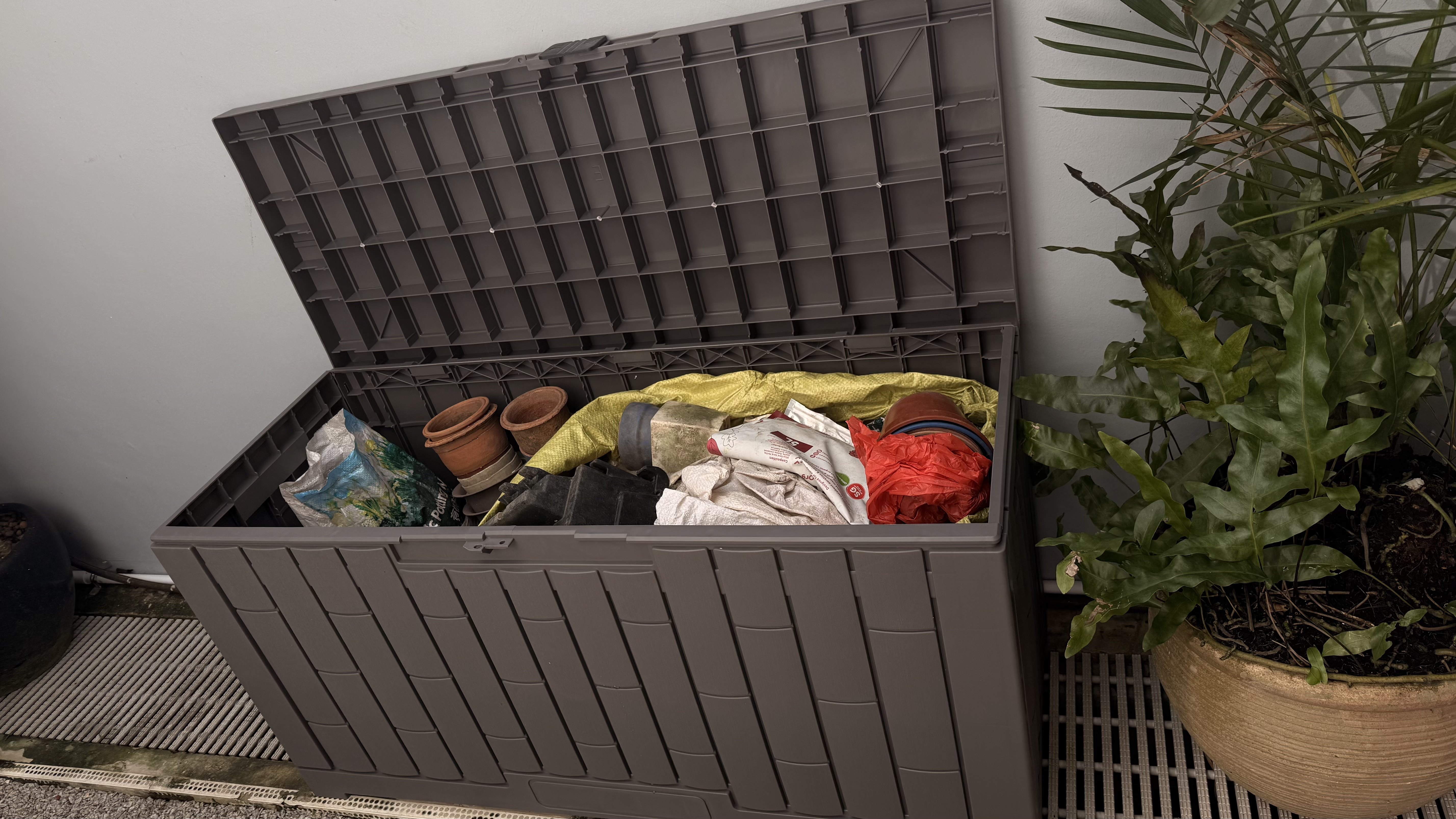Smart Garden Storage - Outdoor Waterproof Dustproof Storage Box Patio